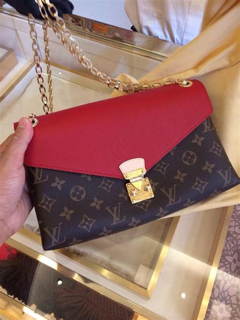 louis vuitton pallas clutch real vs fake|authentic louis vuitton pallas.